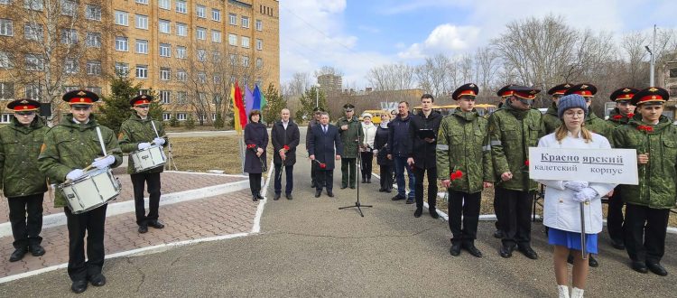 Славное будущее армии России – кадетские корпуса