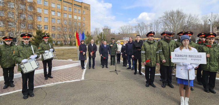 Славное будущее армии России – кадетские корпуса