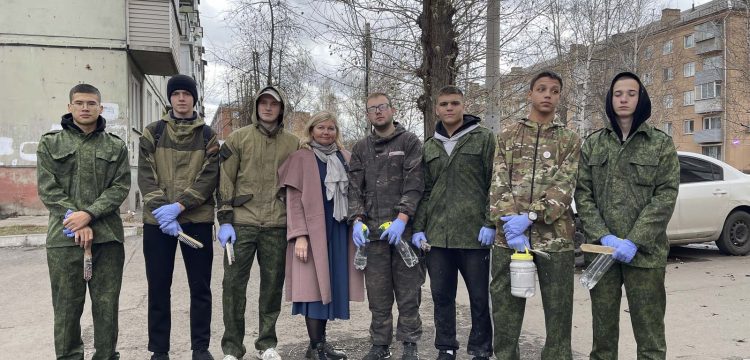 Волонтеры центра «Первые» помогли экологии Красноярска