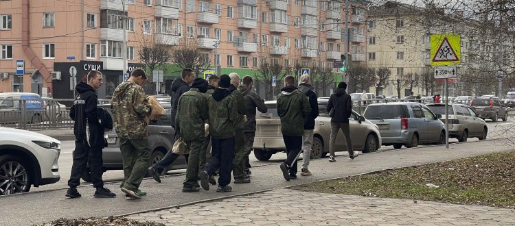 Волонтеры центра «Первые» помогли экологии Красноярска